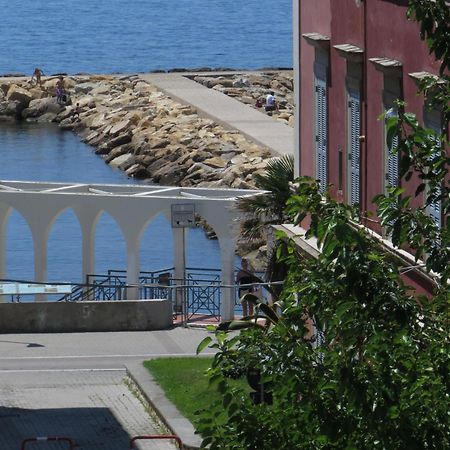 5 Rooms Affittacamere Civitavecchia Exterior foto