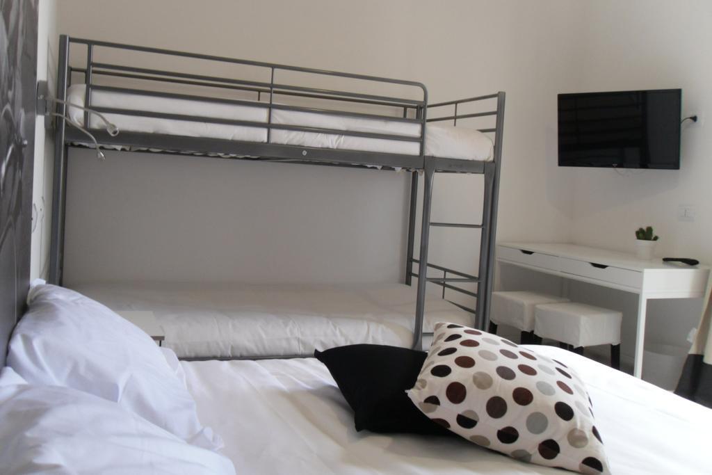 5 Rooms Affittacamere Civitavecchia Zimmer foto