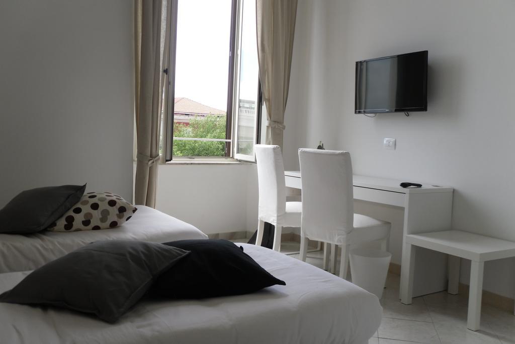 5 Rooms Affittacamere Civitavecchia Zimmer foto