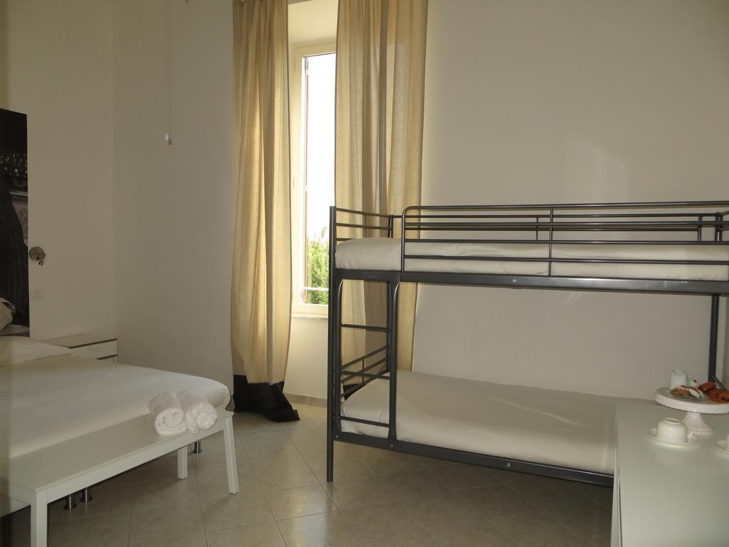 5 Rooms Affittacamere Civitavecchia Zimmer foto
