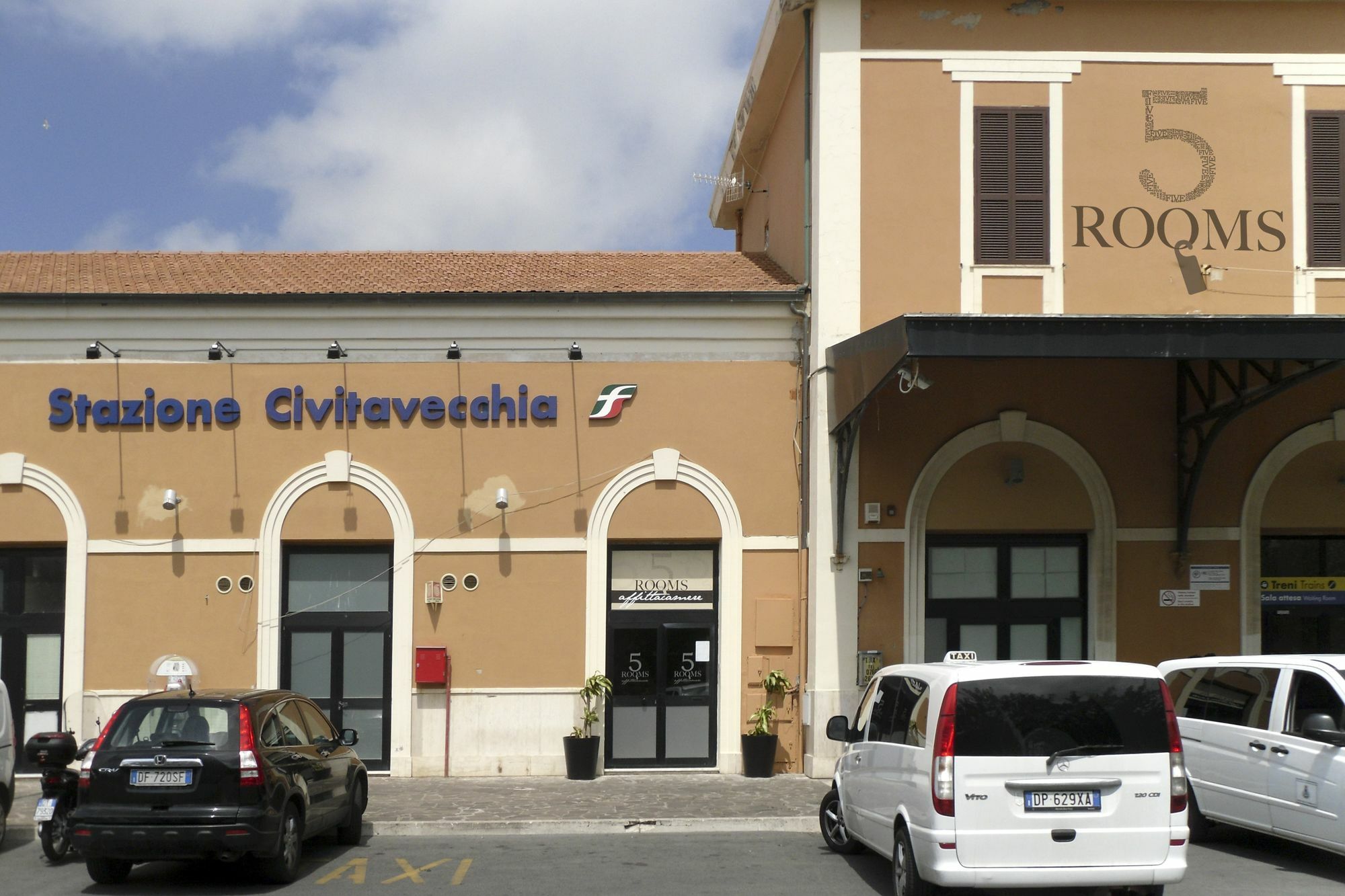 5 Rooms Affittacamere Civitavecchia Exterior foto